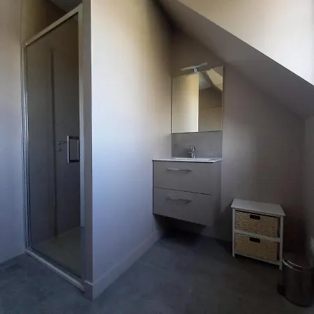 Les Lys Bed & Breakfast