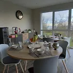 Les Lys Bed & Breakfast