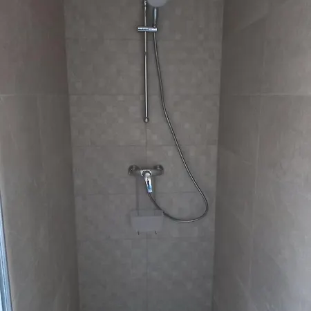 Les Lys Bed & Breakfast