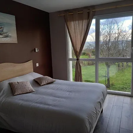 Les Lys Bed and Breakfast