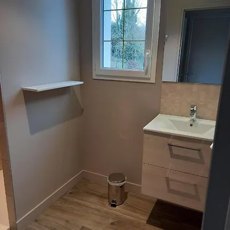 ベッド・アンド・ブレックファスト Les Lys ヴィレルヴィル