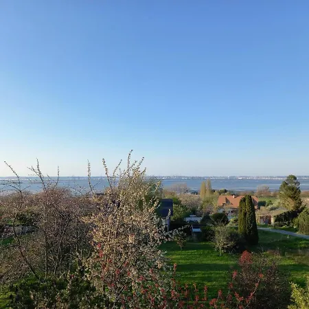 Les Lys * Cricqueboeuf