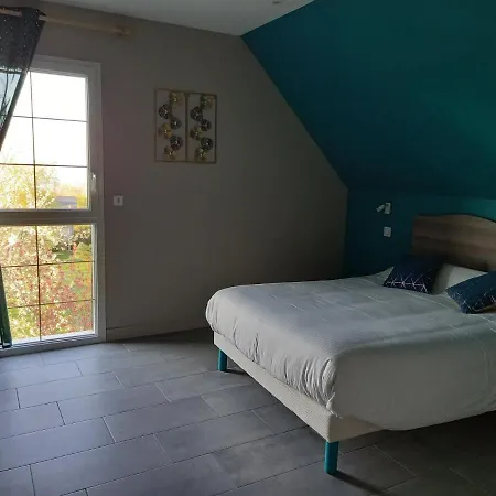 ベッド・アンド・ブレックファスト Les Lys ヴィレルヴィル