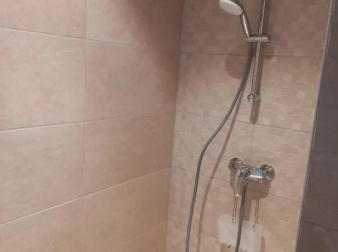 Les Lys Panzió Cricquebœuf