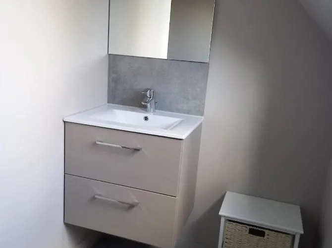 Les Lys Bed & Breakfast